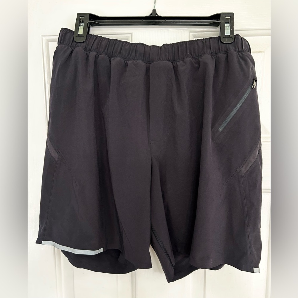 Lululemon Men’s Surge Short III 7” Large New
